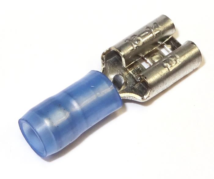 Howler Terminals Couplers & Disconnects